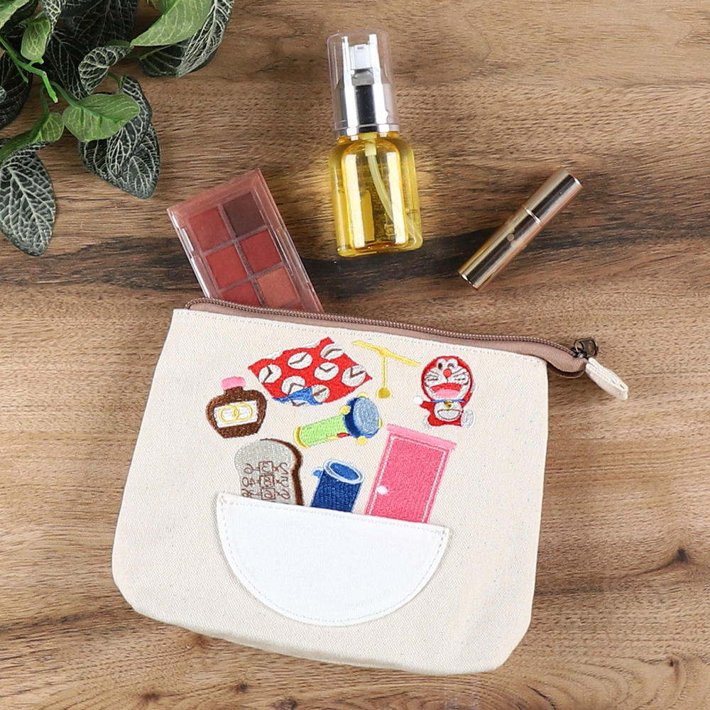 ドラえもん ひみつ道具 刺繍ポーチ（四次元ポケット）